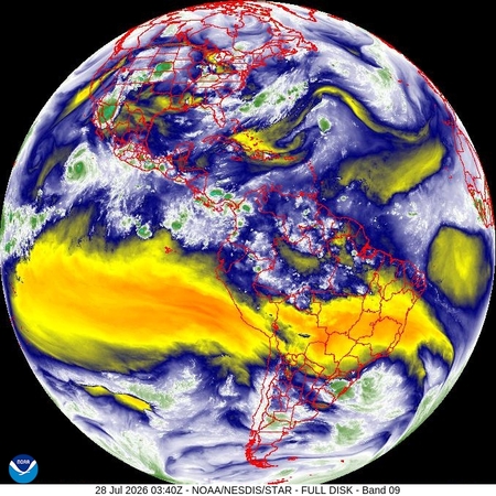 latest image of Eastern N. America water vapor