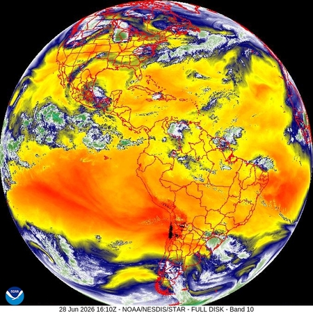 latest image of Eastern N. America water vapor