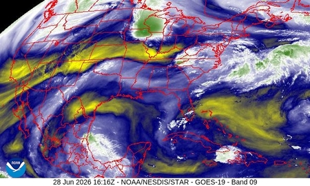 latest image of Eastern US water vapor