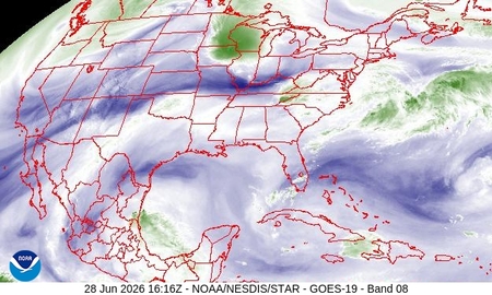 latest image of Eastern US water vapor