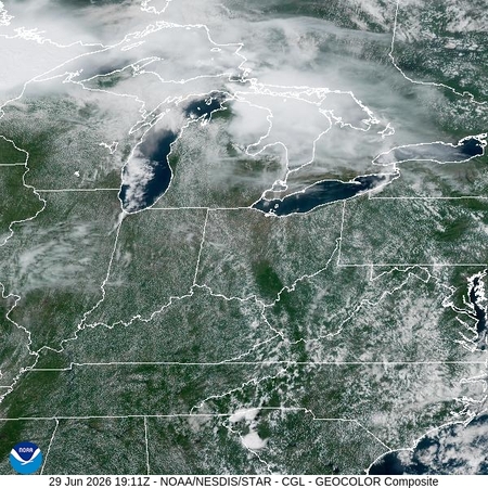 latest image of Central Great Lakes  geocolor