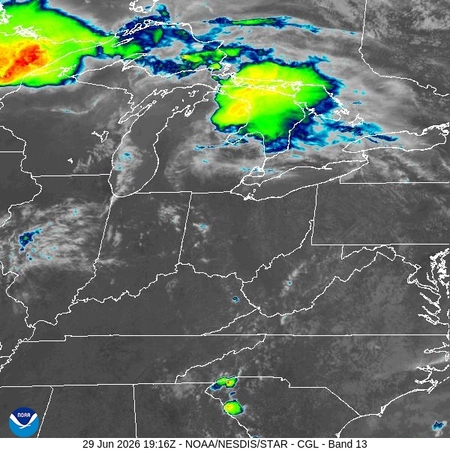 latest image of Central Great Lakes IR